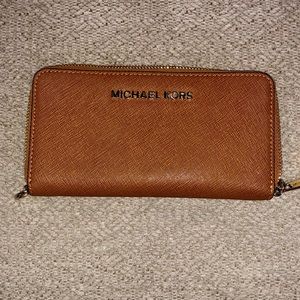 Michael Kors Medium Wristlet-Great Condition
